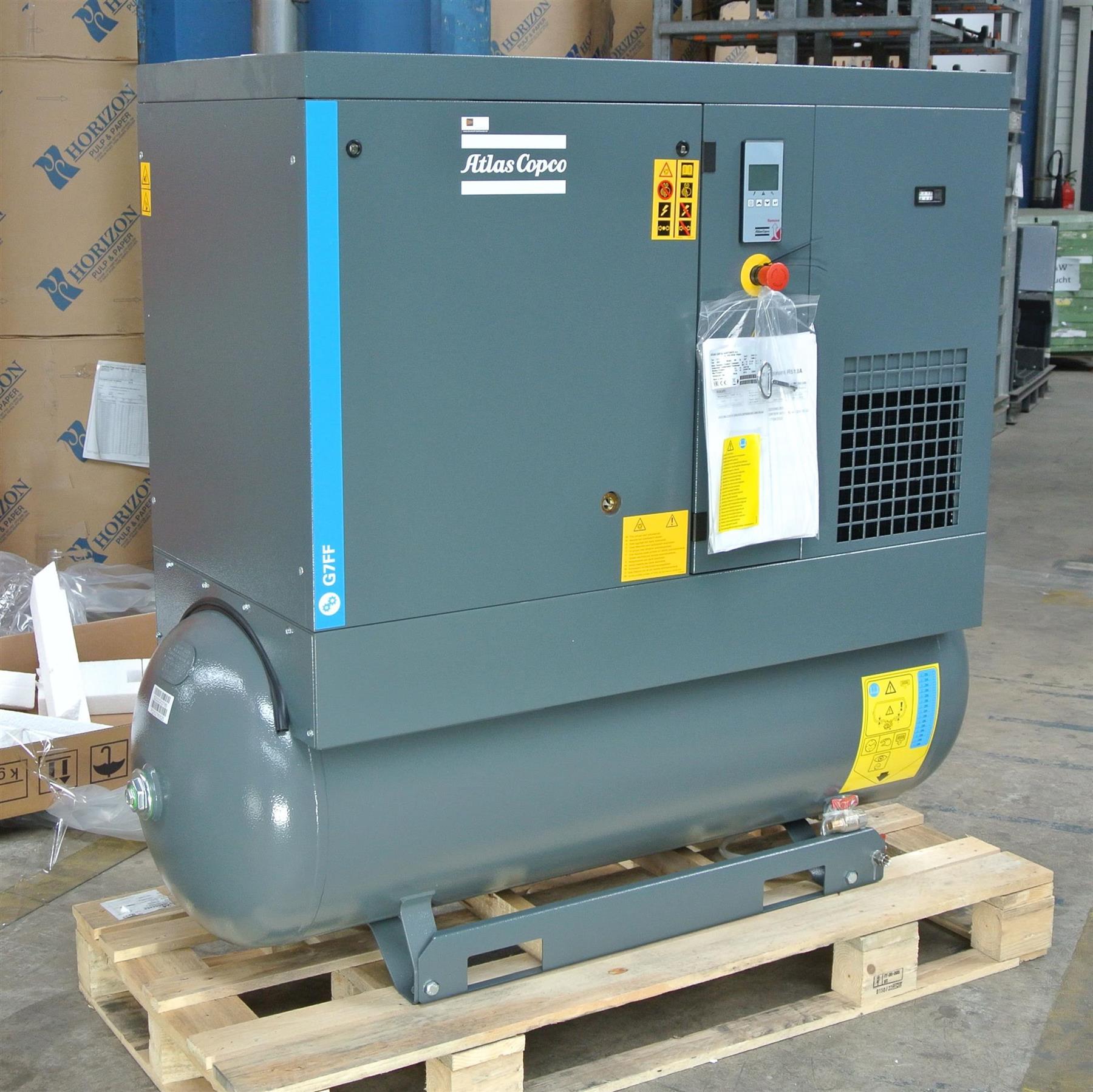 AUSSTELLER Atlas Copco Schraubenkompressor G 7 FF - 10 bar TM inkl. Behälter 270 L